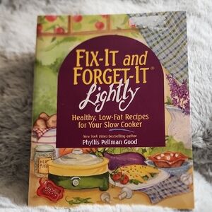 Fix-It and Forget-It Lightly Cookbook‎